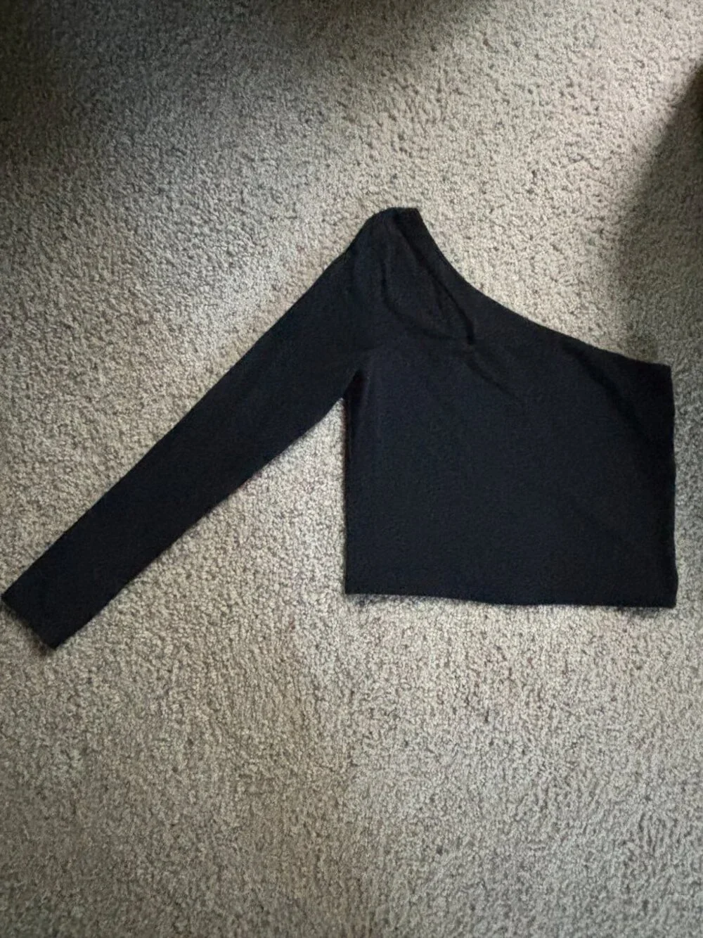 Abercombie & Fitch one shoulder long sleeve shirt. Black. Medium.